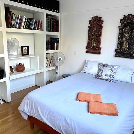 Private Bedroom 2 Near Eiffel Tower, Saint Germain Paris Exteriör bild